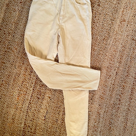 Cream UO corduroy mom jean BDG - Picture 3 of 7